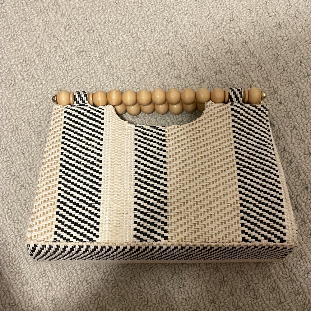 Stylish Black and Cream Handbag